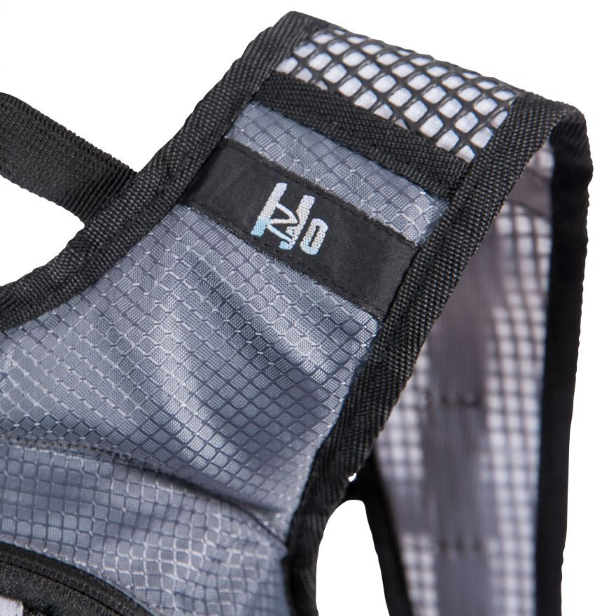 Trespass mirror 15L hydration pack